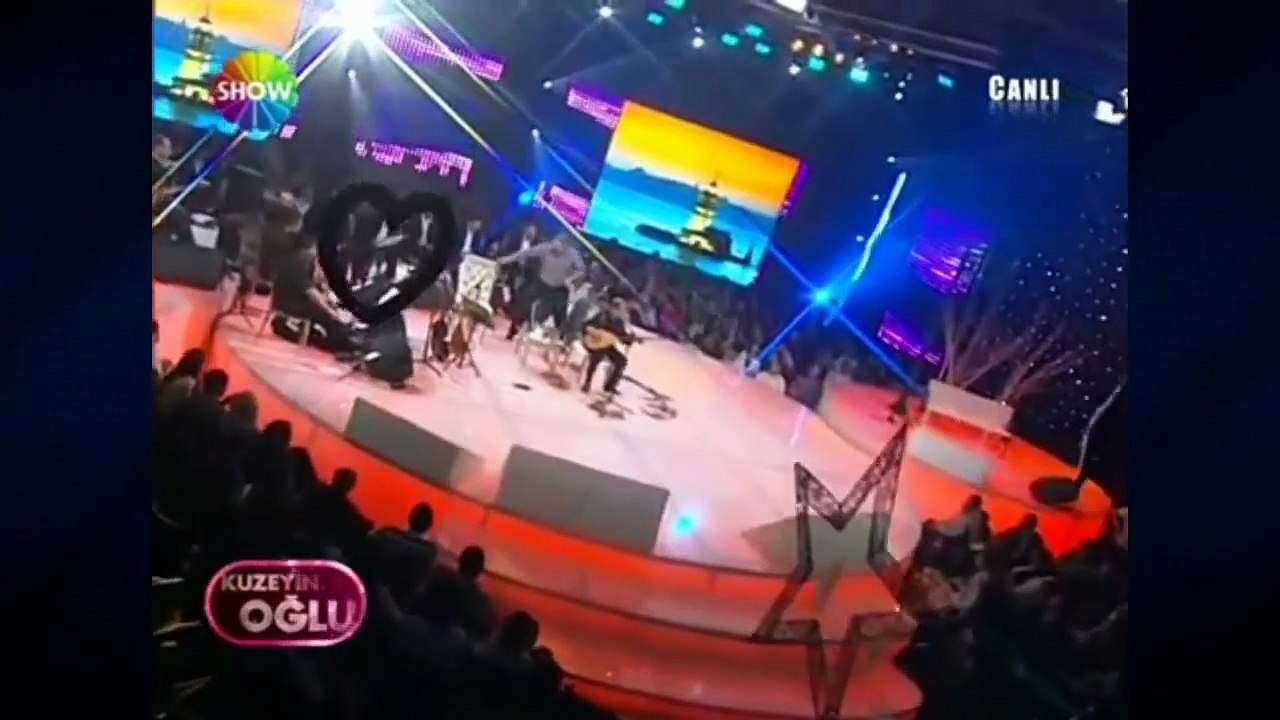 Neşet Ertaş - Aşkın Beni Deleyledi-Yar Beni Beni