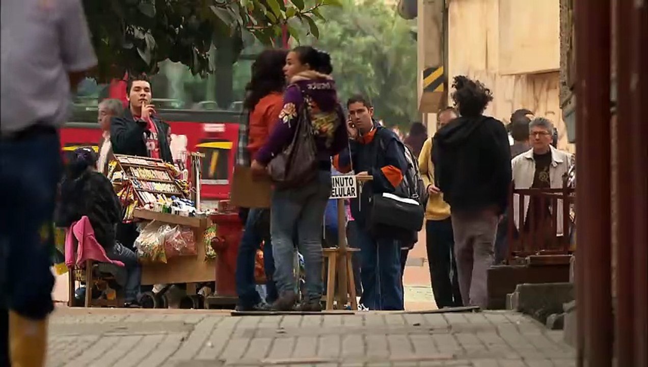 Lucía sigue interfiriendo en el camino