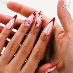 Santa approved nails for a perfect Christmas! 🎄🌟