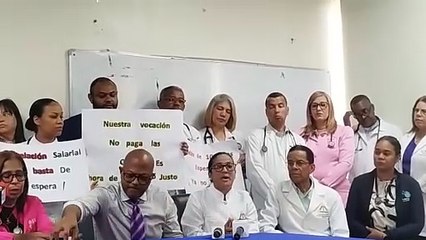 Médicos del Hospital Docente SEMMA Santo Domingo exigen nivelación salarial y restitución de beneficios laborales