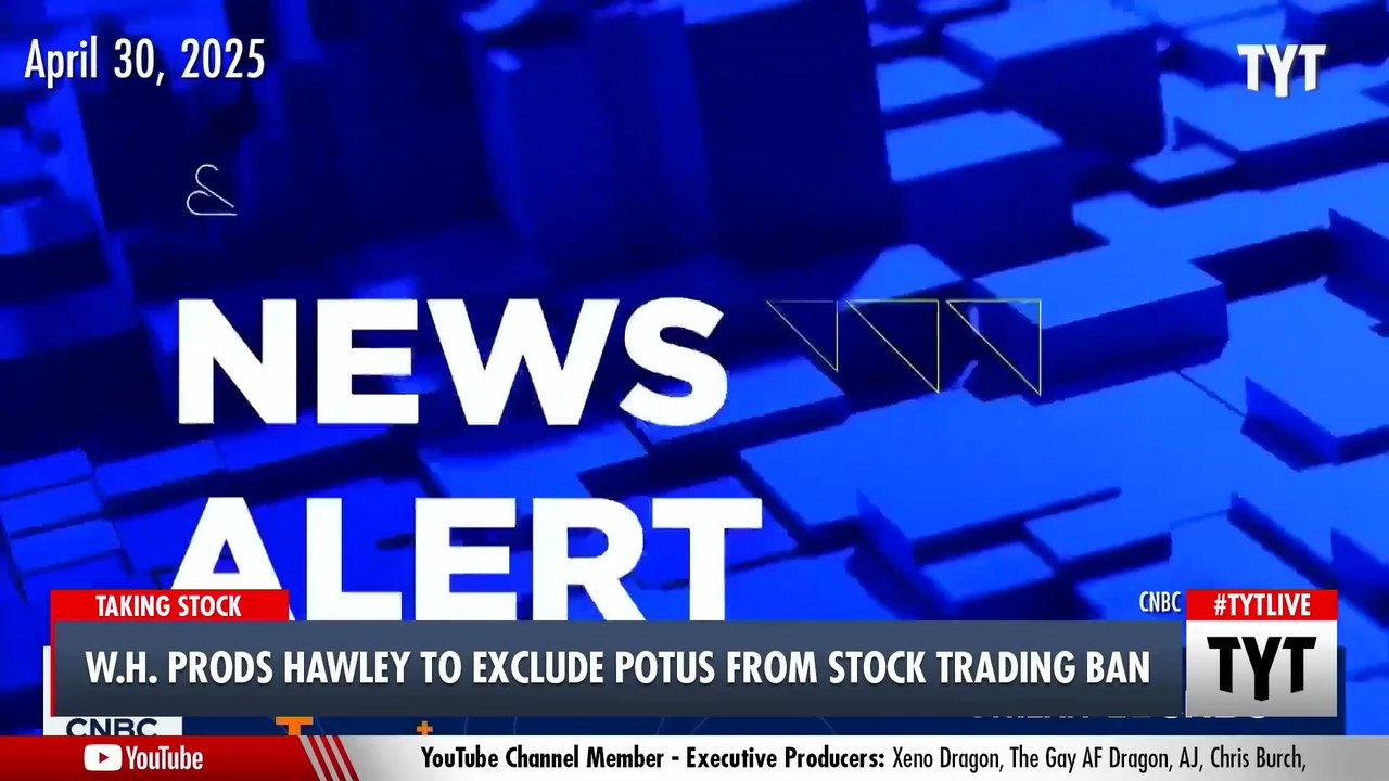 Trump Is LIVID At Hawley Over Stock Trading Ban Bill