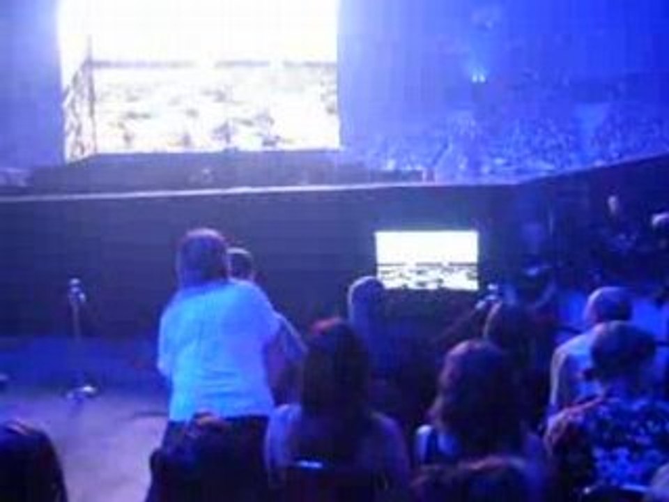arrivee de celine dion  sur scene