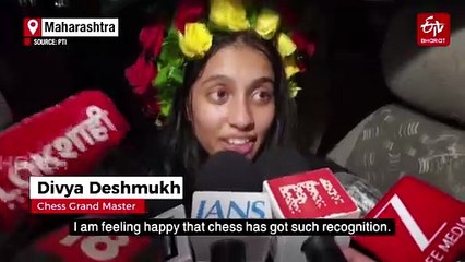 GM Divya Deshmukh Receives Grand Welcome At Nagpur Airport