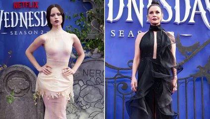 Jenna Ortega "rettiliana" e Catherine Zeta-Jones dark alla première di "Mercoledì 2"