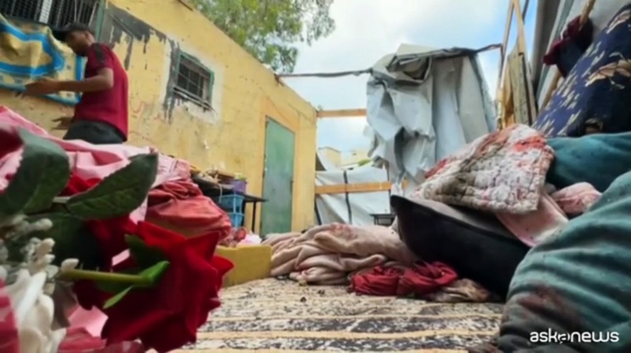 Gaza, in una tenda di sfollati colpita: "che colpe hanno i bambini?"