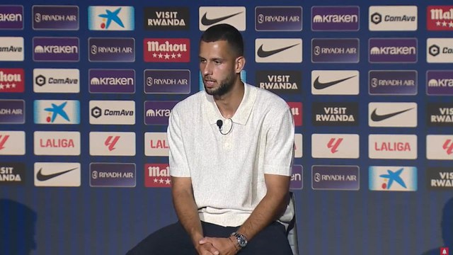 El traductor se equivoca durante la traducción de Hancko y asegura tener la camiseta del Real Madrid