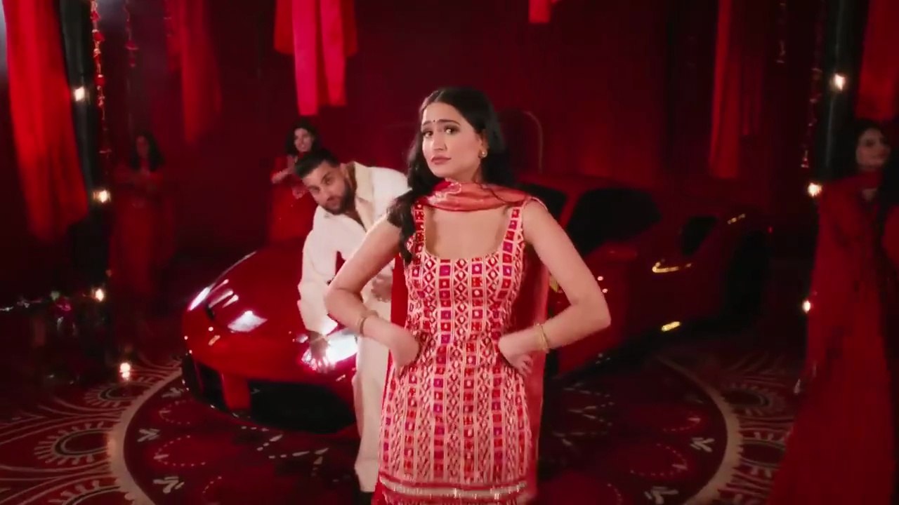 SOFTLY (Official Music Video) KARAN AUJLA  IKKY  LATEST PUNJABI SONGS 2023 - Karan Aujla (720p, h264, youtube)