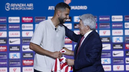 Los lapsus de Cerezo y el traductor en la presentación de Hancko y Pubill