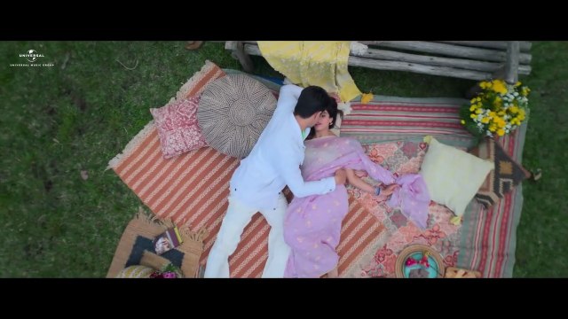 Pardesiya - Param Sundari Sidharth M, Janhvi K Sachin-Jigar, Sonu Nigam, Krishnakali, Amitabh B - Universal Music India (720p, h264, youtube)