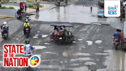 Mga lubak sa bahagi ng Macarthur Highway, tumambad kasunod ng mga pag-ulan at pagbaha | SONA