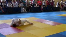 Kilian getting Oberpfalz-champion Judo U12 16.7.2016 (1080p)