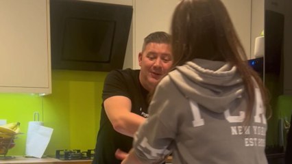 Girl tries a TikTok challenge but ends up in a trip to A&E