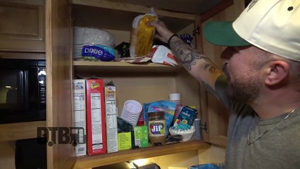 Tyler Rich - BUS INVADERS Ep. 2081