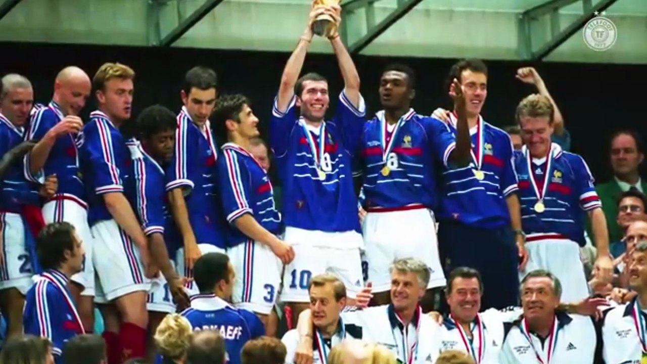 Football : Interview de Didier Deschamps et Thierry Henry à Telefoot (2022)