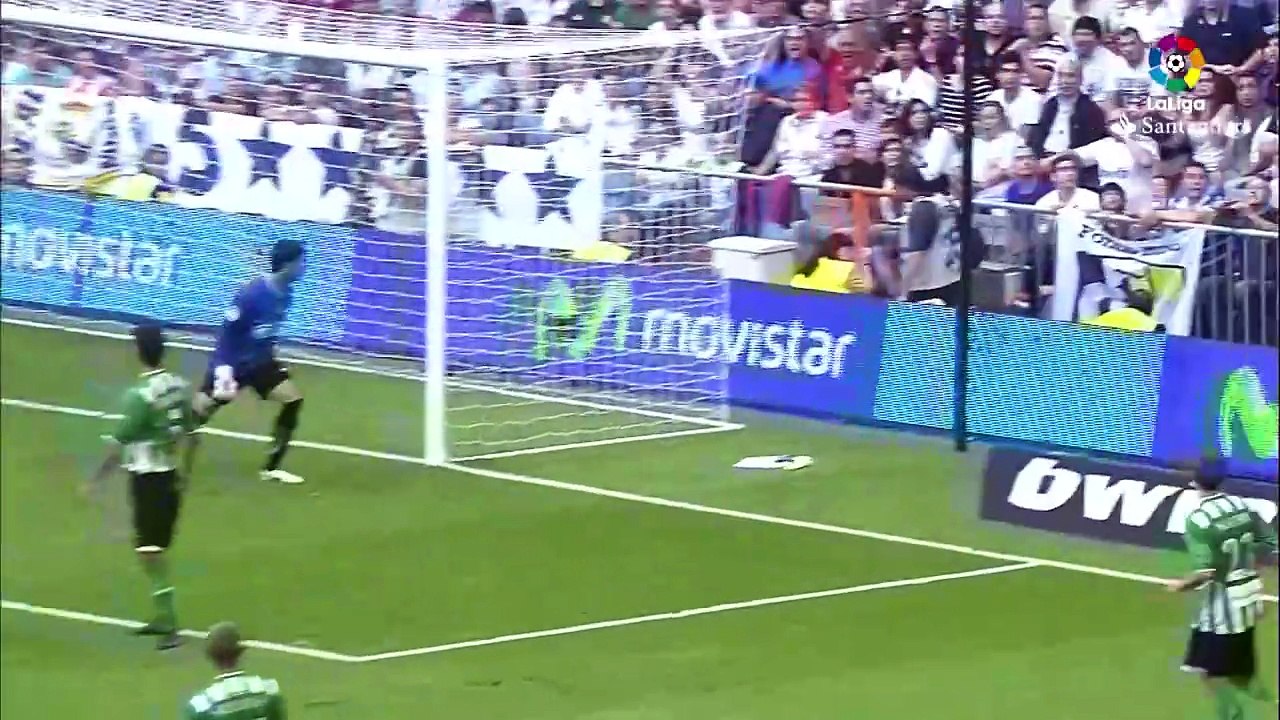 15/10/2011 Real Madrid- Real Betis (4-1) Liga