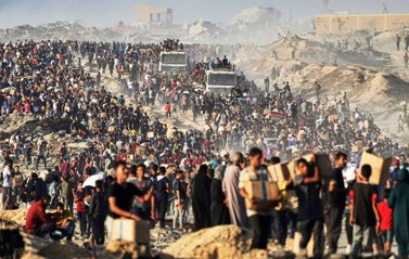 Desperate scramble for airdropped aid in Gaza