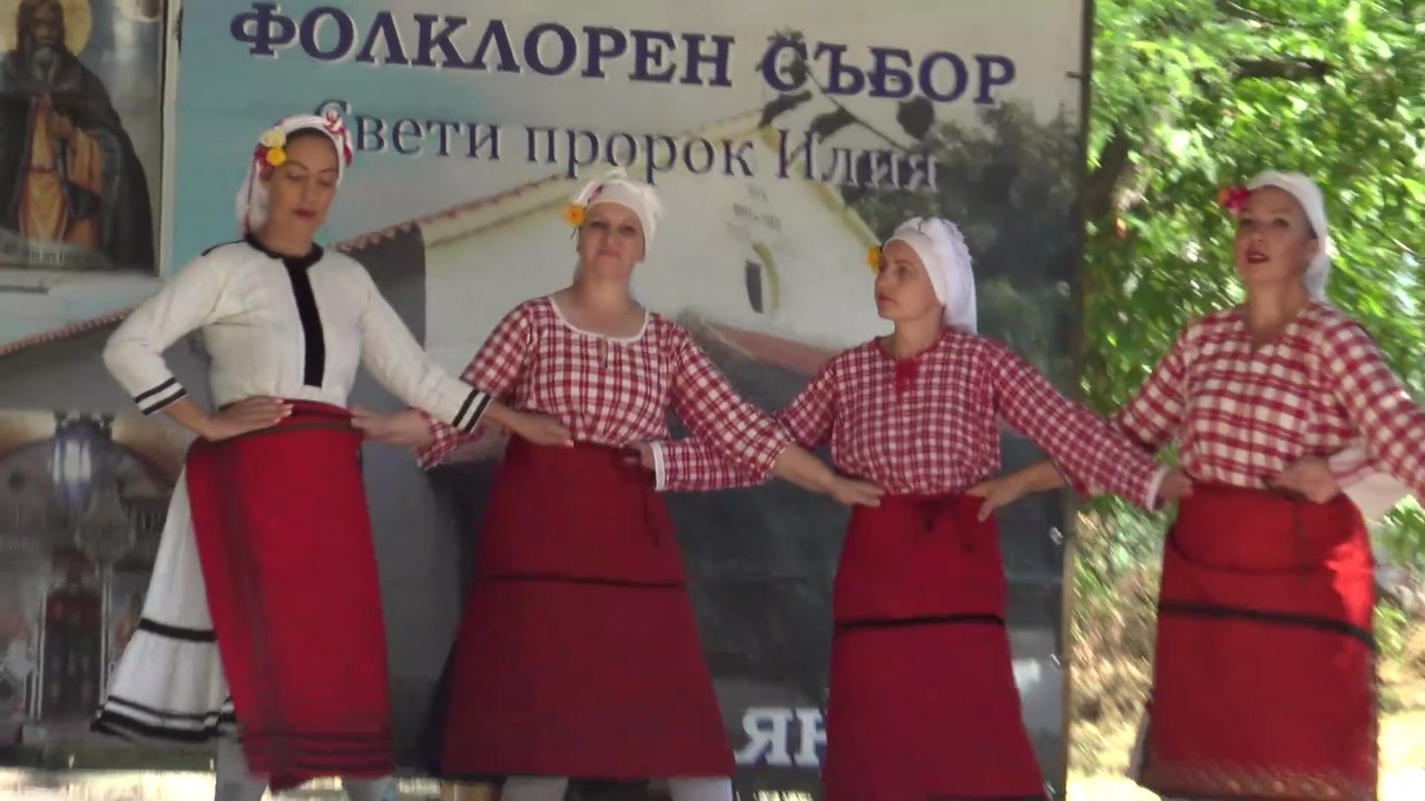 Танцова група от село Иваново