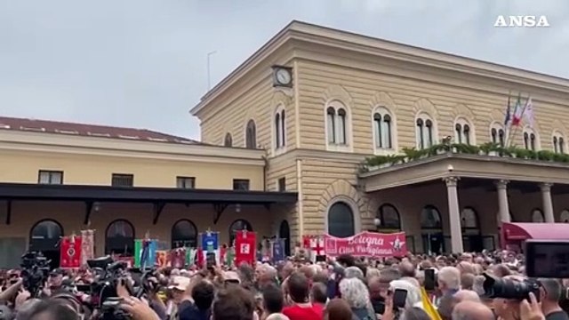 Bologna, minuto di silenzio per il ricordo della strage