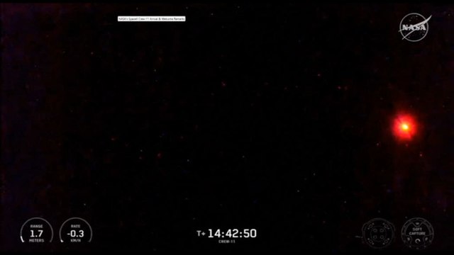 La Crew Dragon si aggancia alla Stazione Spaziale Internazionale