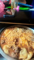 Hot 🔥🔥🔥 spicy noodles ramen nepali current noodles ramen noodles eating mukbang volg zin 119 zin volume 119 zin 120