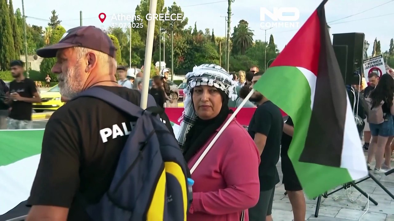 تظاهرة في أثينا دعمًا لغزة ومطالبة بمساعدات إنس...
