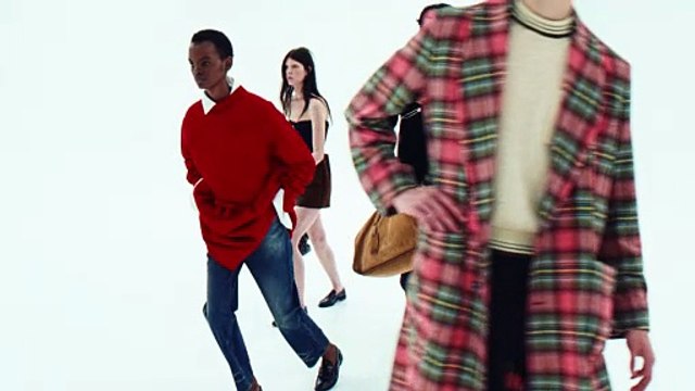 Kendall Jenner, Caitlin Soetendal, Julia Nobis... Les filles Prada dans l'objectif de Frank Lebon pour la campagne en mouvement de l'automne-hiver 2025