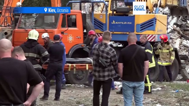 Aumentan a 31 los muertos, entre ellos niños, por el vil ataque ruso con misiles contra Kiev