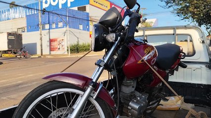 Jovem fica ferido após colisão entre Monza e CG Titan na Rua Europa
