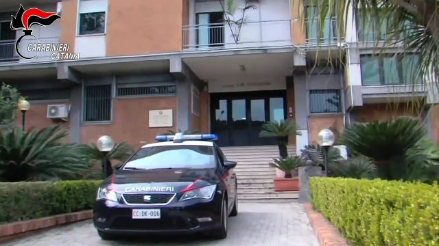 Acireale, arrestato lo specialista dei furti di fari di auto e gruppi ottici