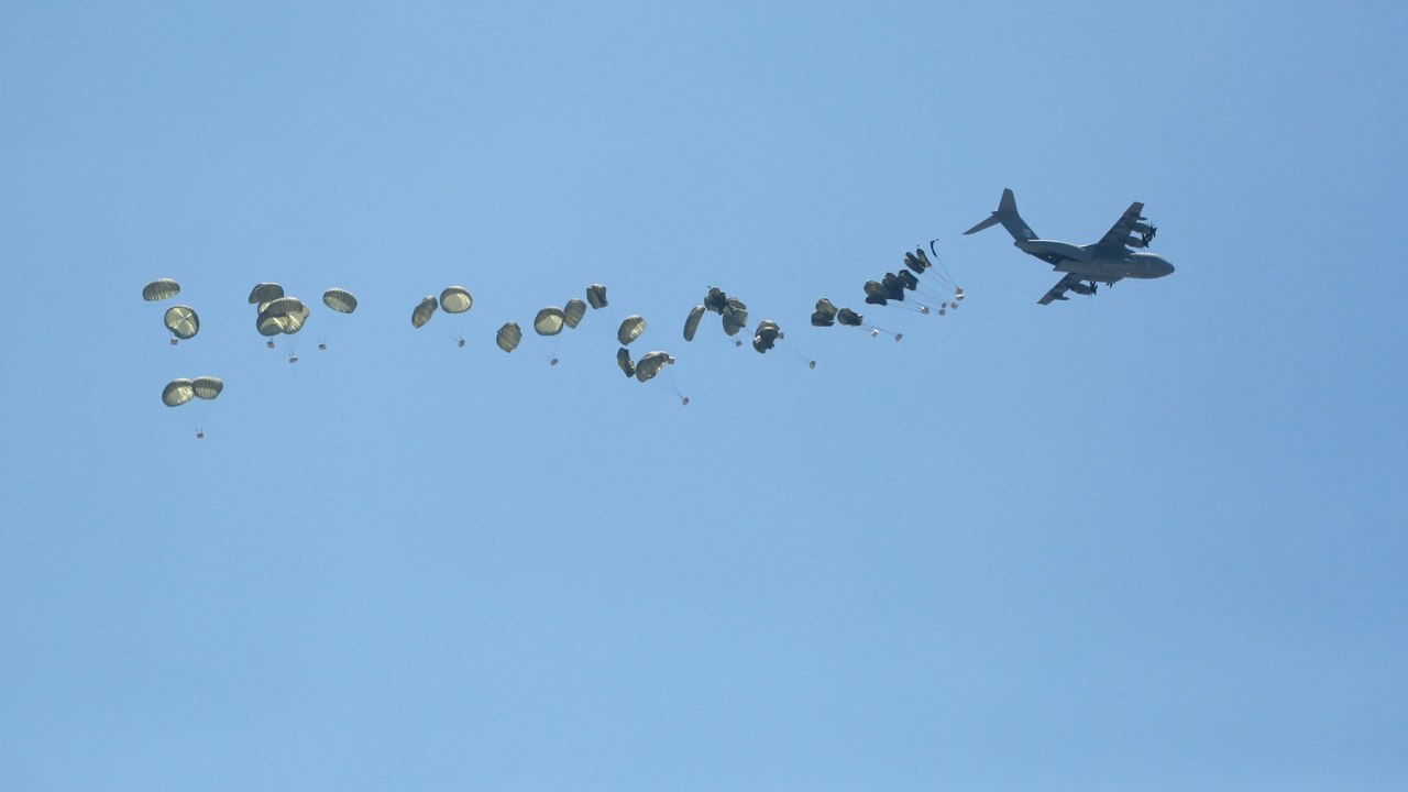 Gazastreifen: Deutsche Luftwaffe beginnt mit Abwurf von Hilfsgütern