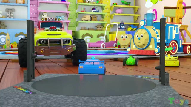Learn Colors and Race Cars with Max, Bill and Pete the Truck - TOYS (Colors and Toys for Toddlers)