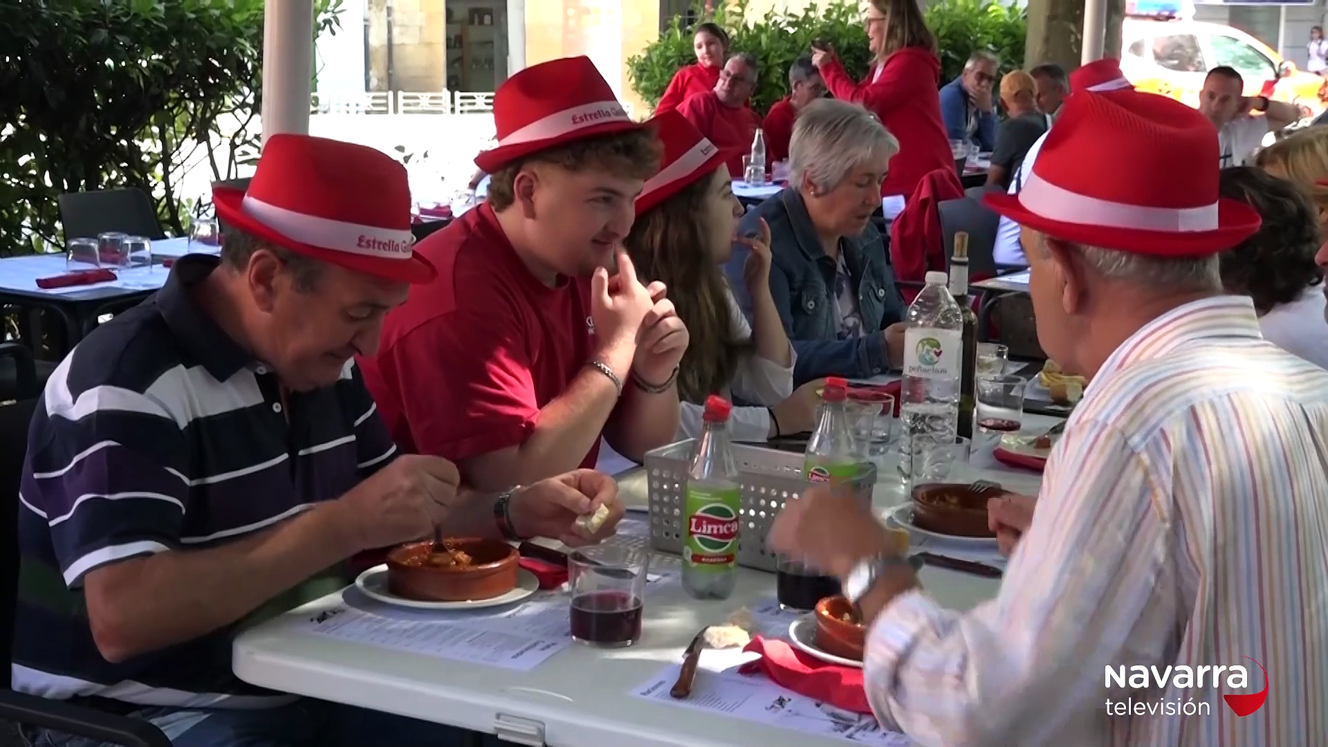 La fiesta se apodera de las calles en Estella - Lizarra