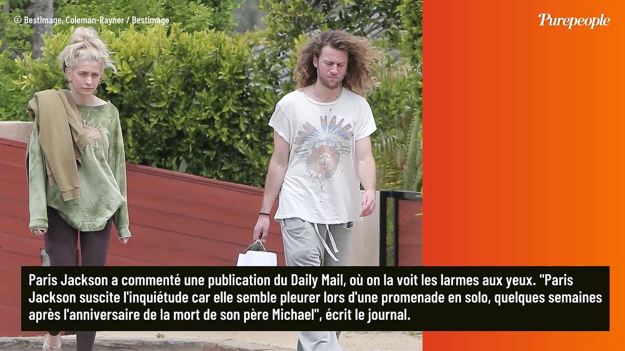Dans un message énigmatique, Paris Jackson annonce la fin de ses fiançailles !