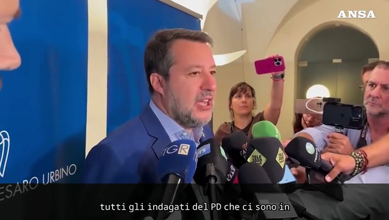 Salvini: "Ricci indagato non deve fare un passo indietro"
