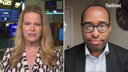 The labor market may feel like it's falling off the tracks, but it won’t