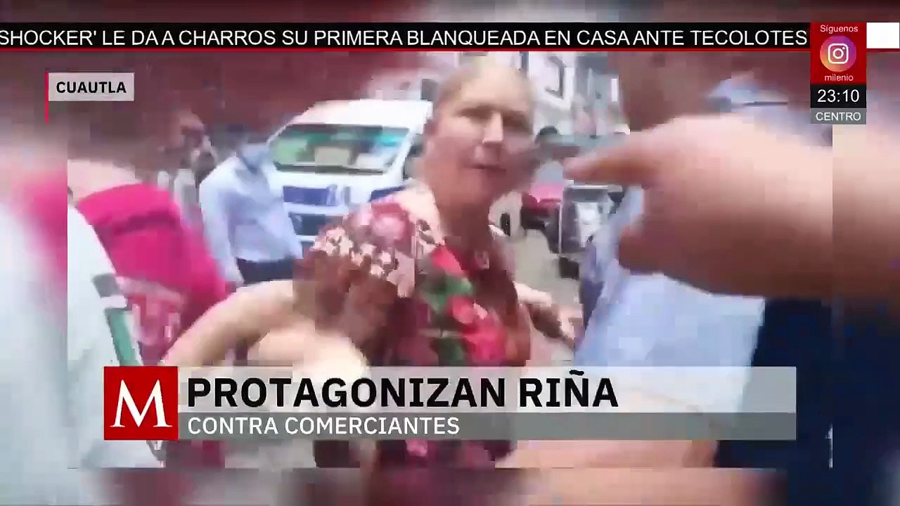 ¡A golpes y empujones! Senadora y regidora se enfrentan a comerciantes de Cuautla