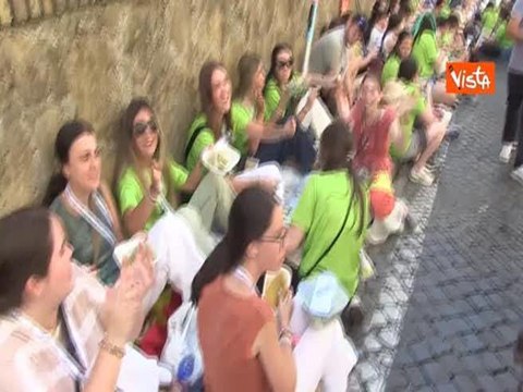 Giubileo dei Giovani, canzoni e cori dei ragazzi di tutto il mondo a Via della Conciliazione