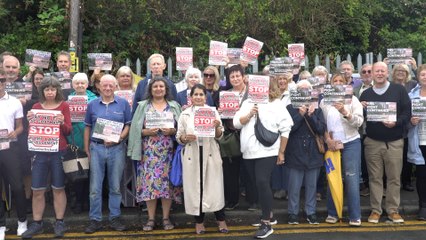 MP supports Rainham residents’ protest over controversial development
