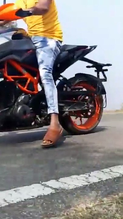 Stunt ktm duke 390