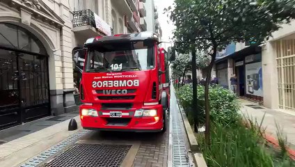 Cayó un rayo en pleno centro porteño