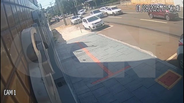 Internauta procura por motorista que causou acidente na Rua Antonina