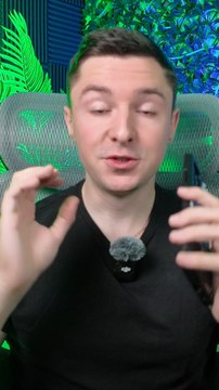 Attention il y a une caméra cachée sur ton téléphone ! #astuce #astuces #tips #tipsandtricks #smartphone #téléphone #tech #astucetech