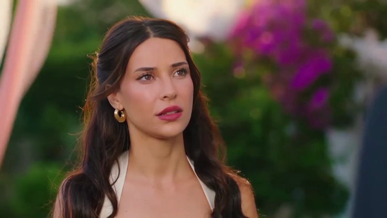 مسلسل فندق الاحلام الحلقة 40 مدبلجة