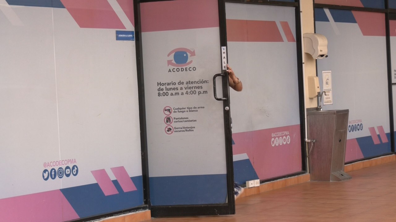 Tres colegios sancionados por Acodeco tras denuncias de aumentos de matrícula escolar