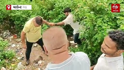 માઉન્ટ આબુમાં સેલ્ફી લેવા જતા યુવક 300 ફૂટ ઊંડી ખીણમાં ખાબક્યો, ગુમાવ્યો જીવ