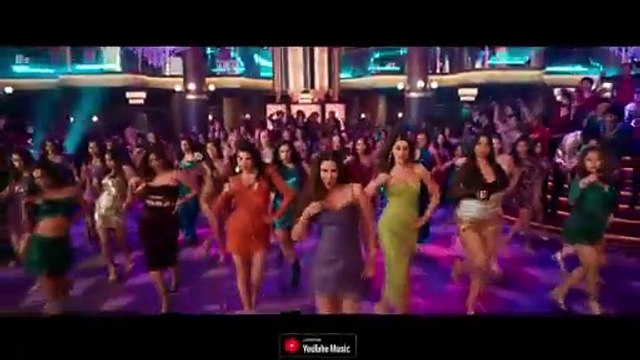 LAAL PARI (Song)- Yo Yo Honey Singh - Sajid Nadiadwala - Tarun Mansukhani - Housefull 5 - 6th June