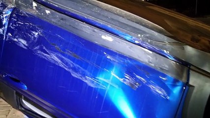 Acidente de trânsito deixa três feridos e Nivus capota no bairro Santa Cruz