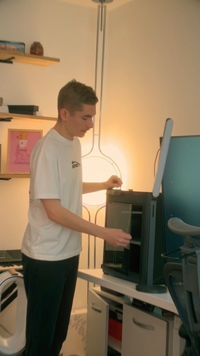 J1 - Premier objet purement fonctionnel ! J’voulais juste régler ce problème aha. Il fallait bien commencer quelque part Demain, on part sur un objet beaucoup plus créatif ! Et si vous avez des idées d'objets, n'hésitez pas à balancer 💬