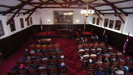 Por orden de Gonzalo, Margot debe matar a Alicia