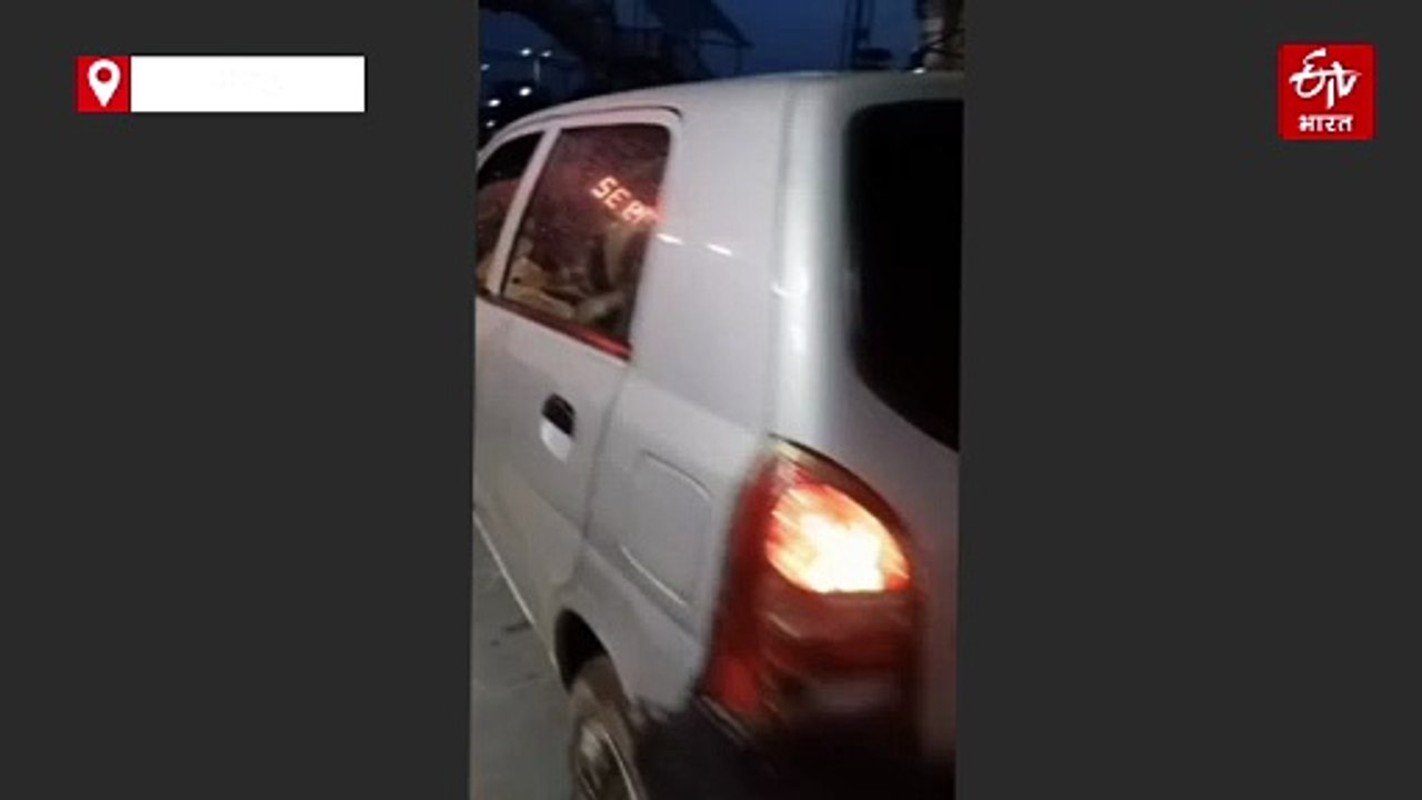 VIDEO : मेरठ में फौजी ने स्टेशन के प्लेटफॉर्म प...